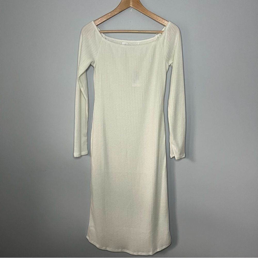 Urban Outfitters Silence + Noise Cookie Cozy Off The Shoulder Midi Dress L NWT - Picture 4 of 16